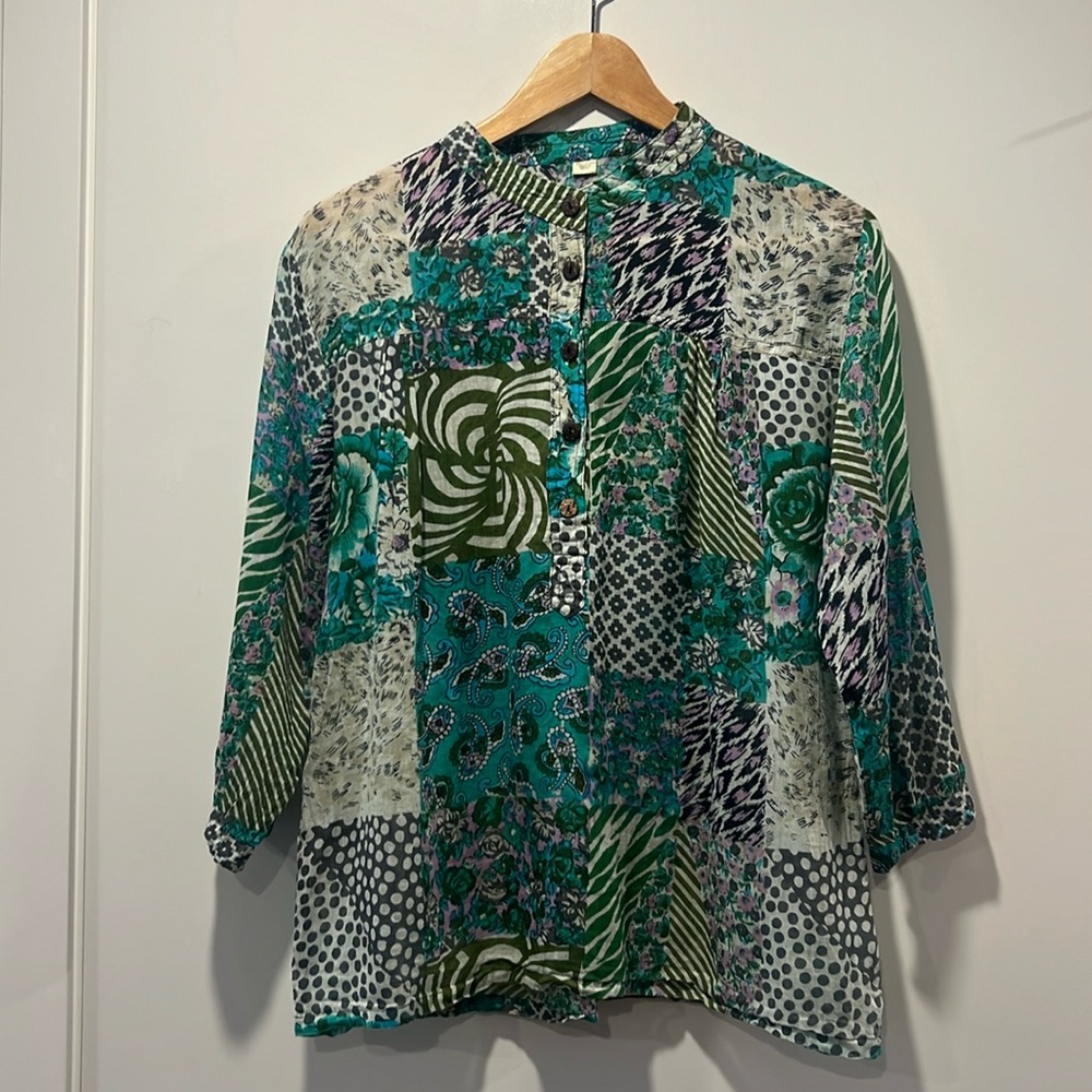 Boho Lightweight Cotton Blouse, Coconut Buttons, Made in Nepal, Size L